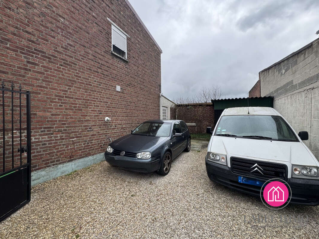 Maison à MONTIGNY-EN-OSTREVENT