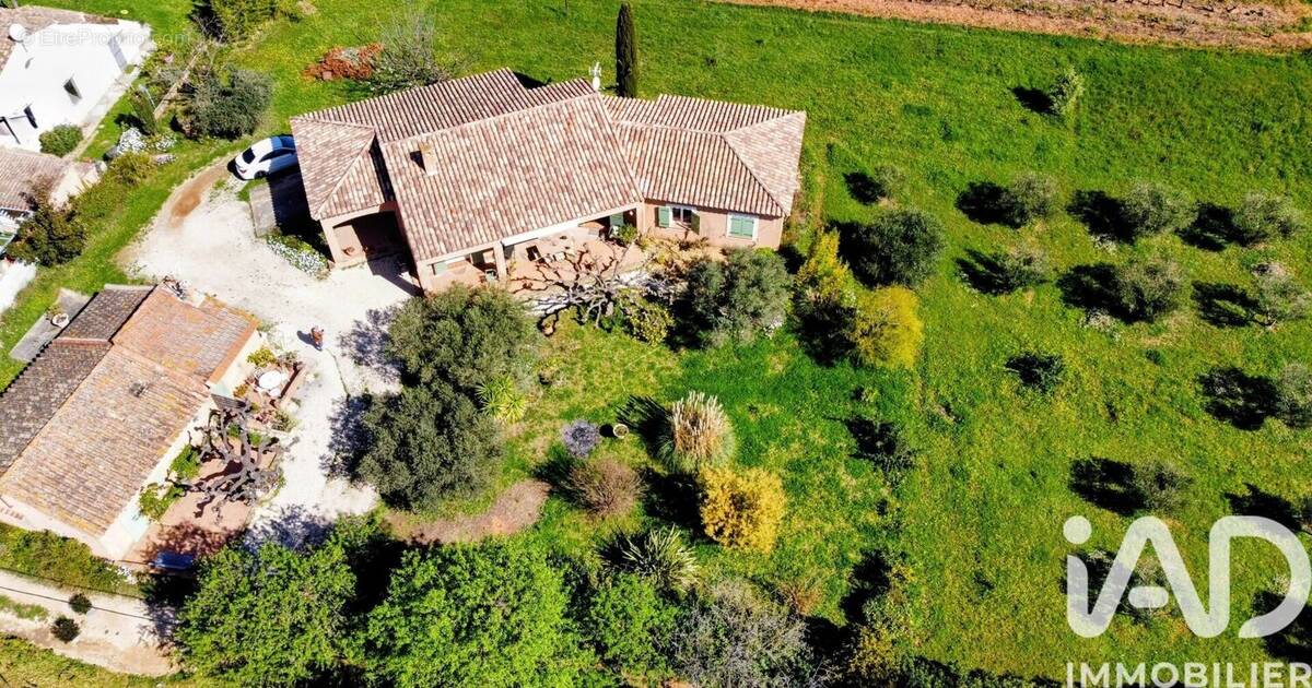 Photo 1 - Maison à SAINT-CYR-SUR-MER