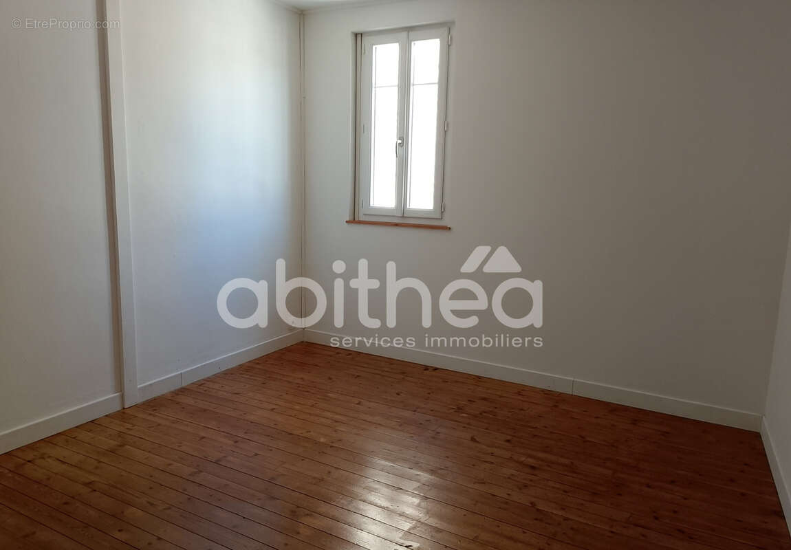 Appartement à CHABANAIS
