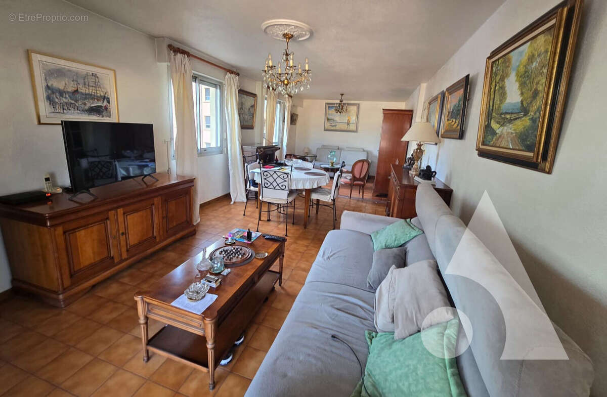Appartement à FREJUS