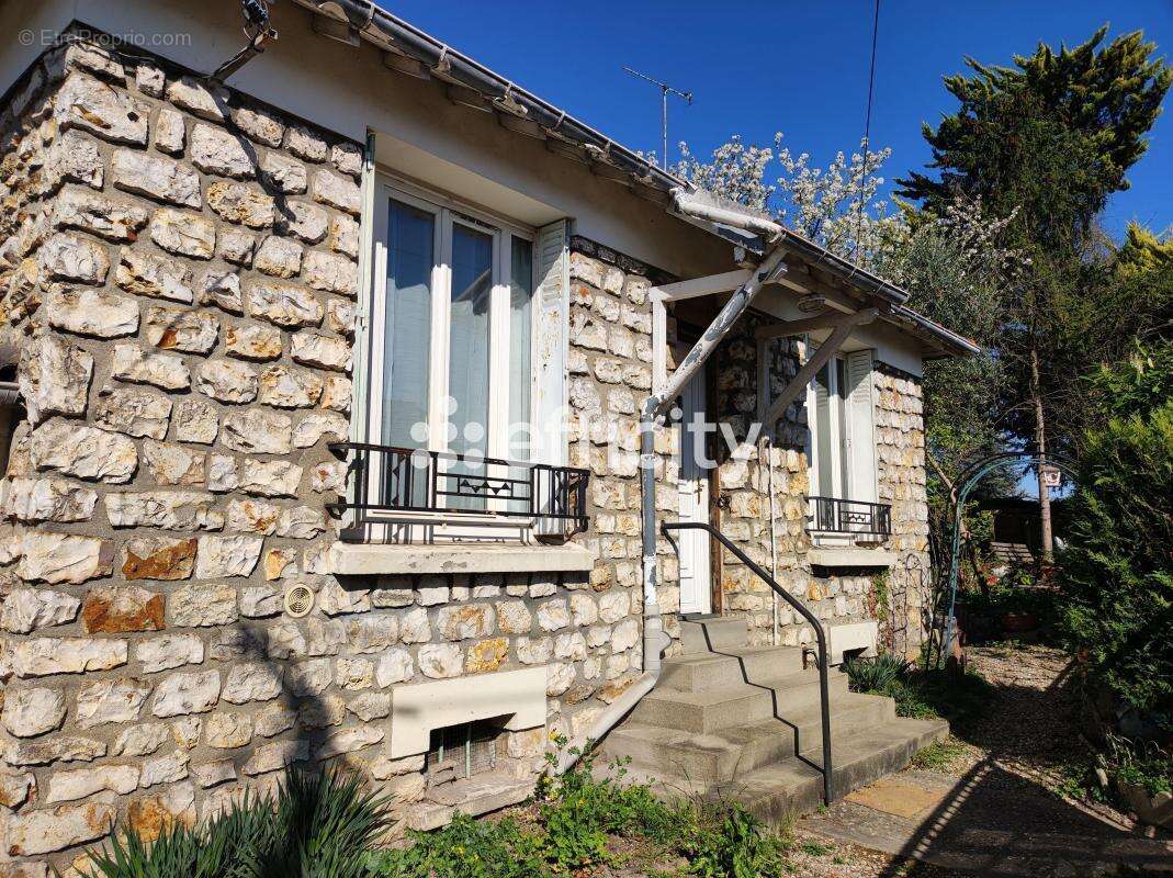 Maison à DEUIL-LA-BARRE