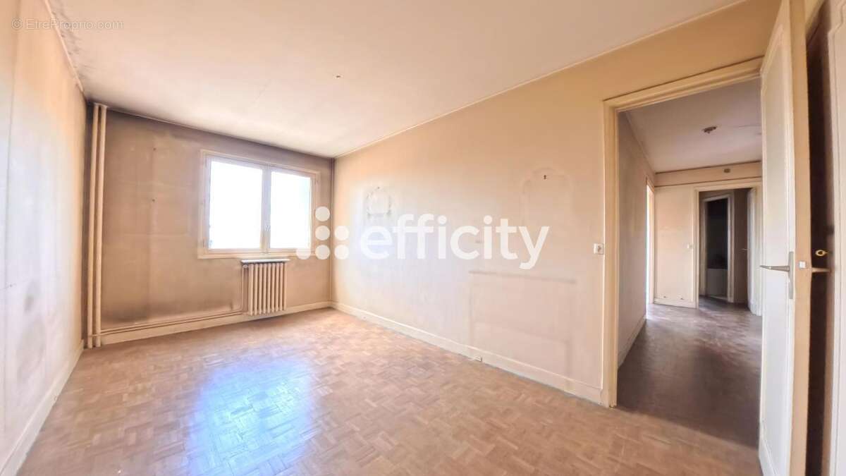 Appartement à PARIS-12E