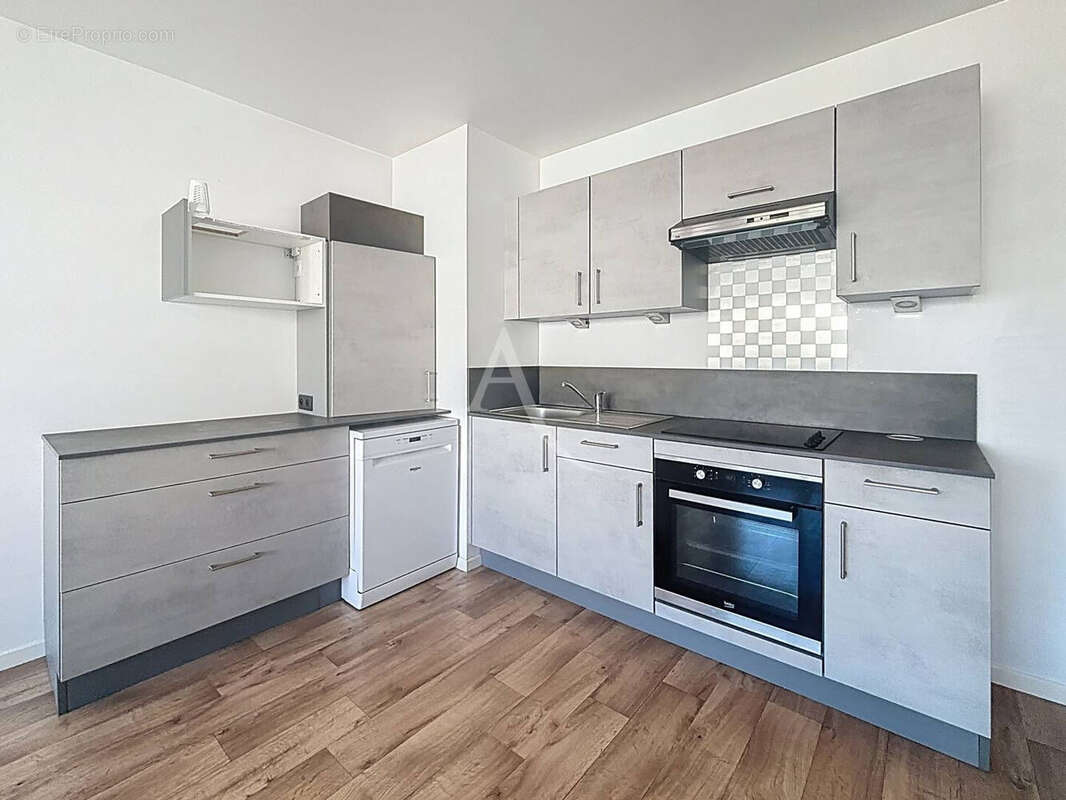 Appartement à OZOIR-LA-FERRIERE