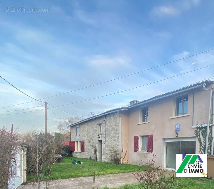 Maison à MARIGNY