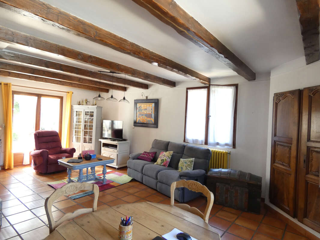 Maison à SAINT-MARTIN-DE-VALGALGUES