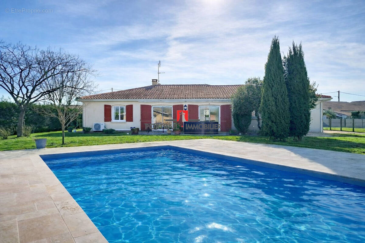 Maison à SAINT-GENES-DE-FRONSAC