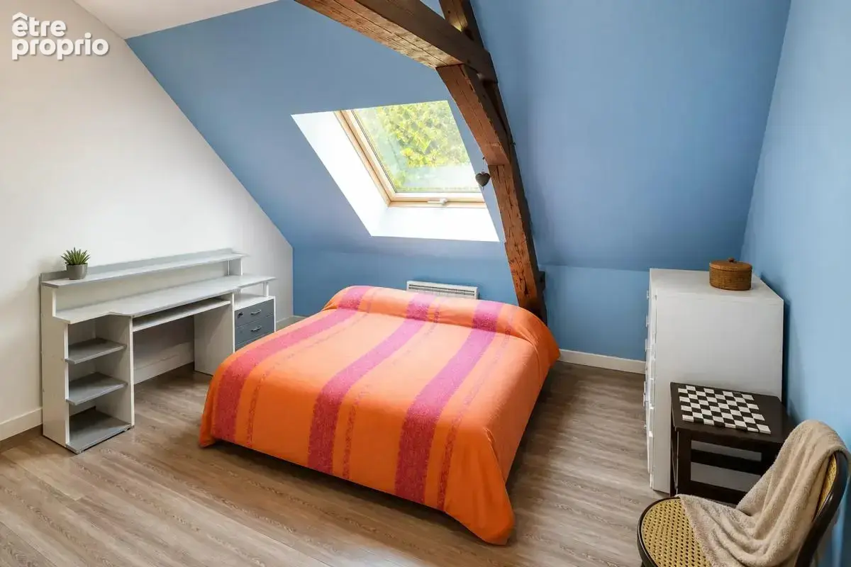Maison de 10 pièces de 240 m² à Mayet - photo 6