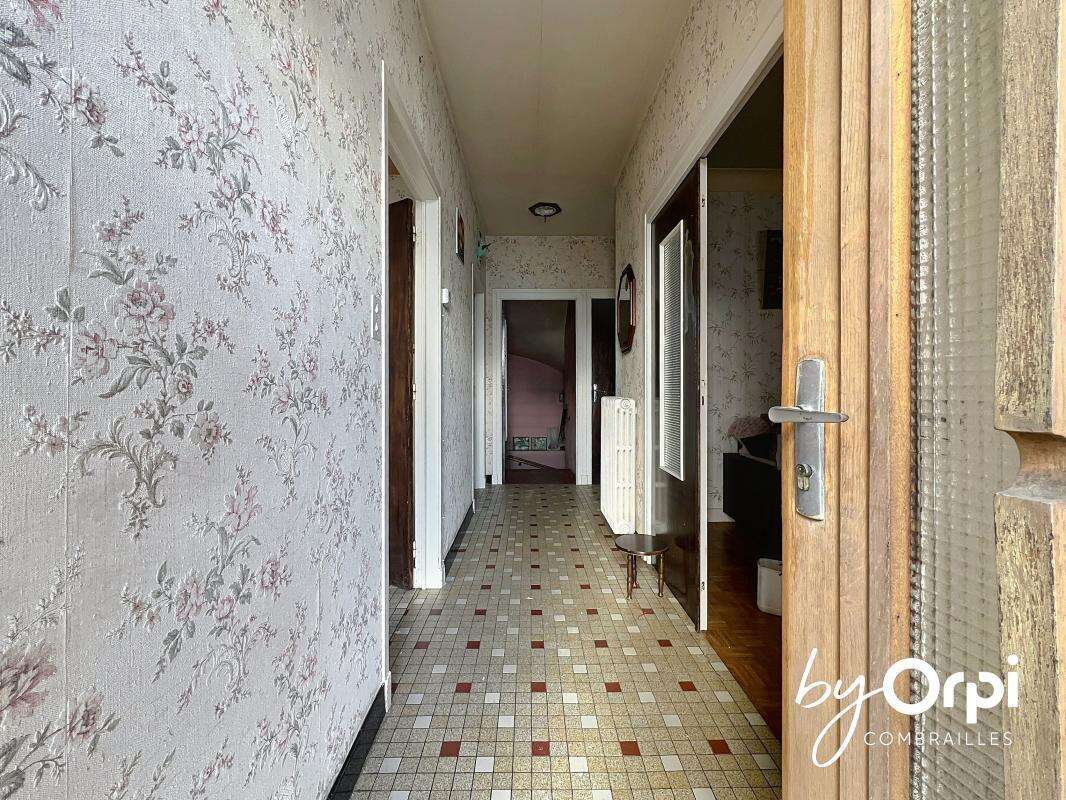 Maison à GOUTTIERES