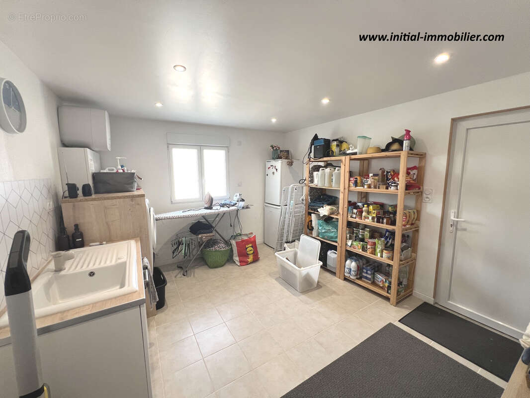 Maison 118 m² à Cerelles  - photo 11