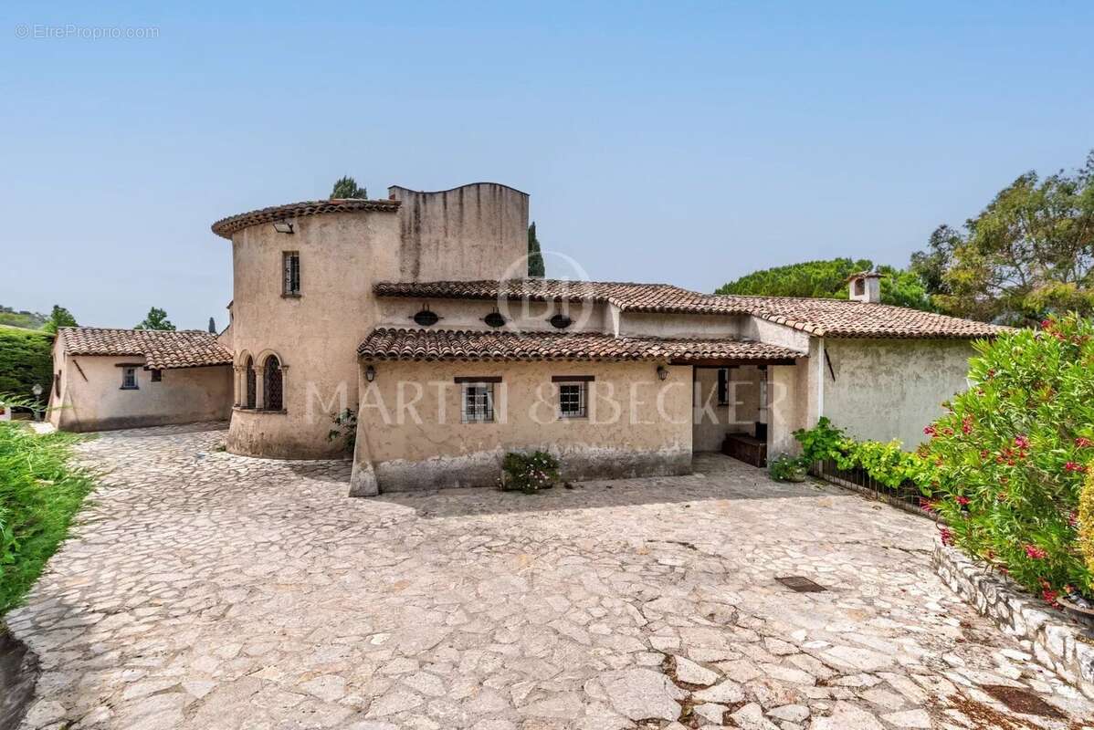 Maison à MOUGINS