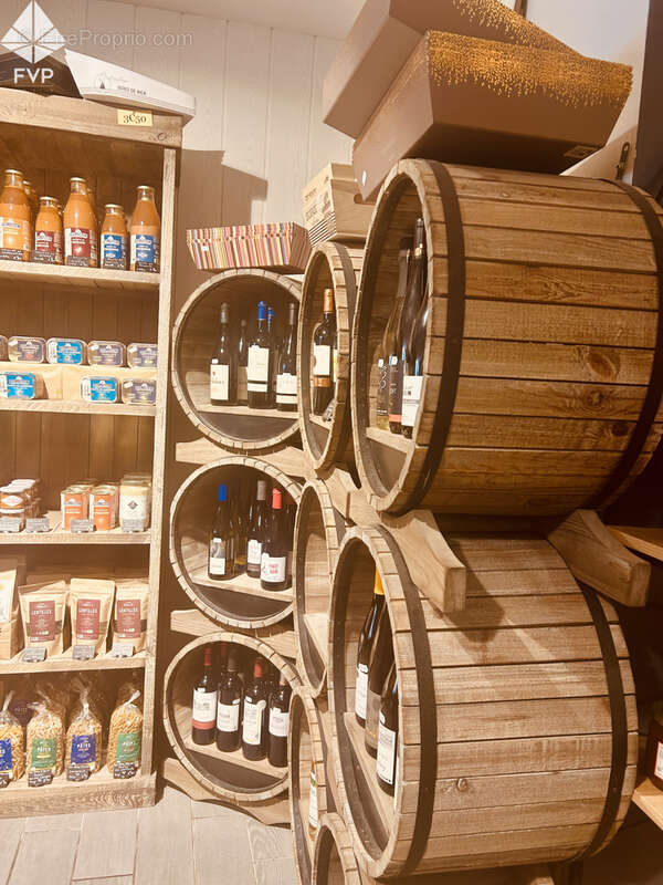 Commerce à SAINT-VALERY-EN-CAUX