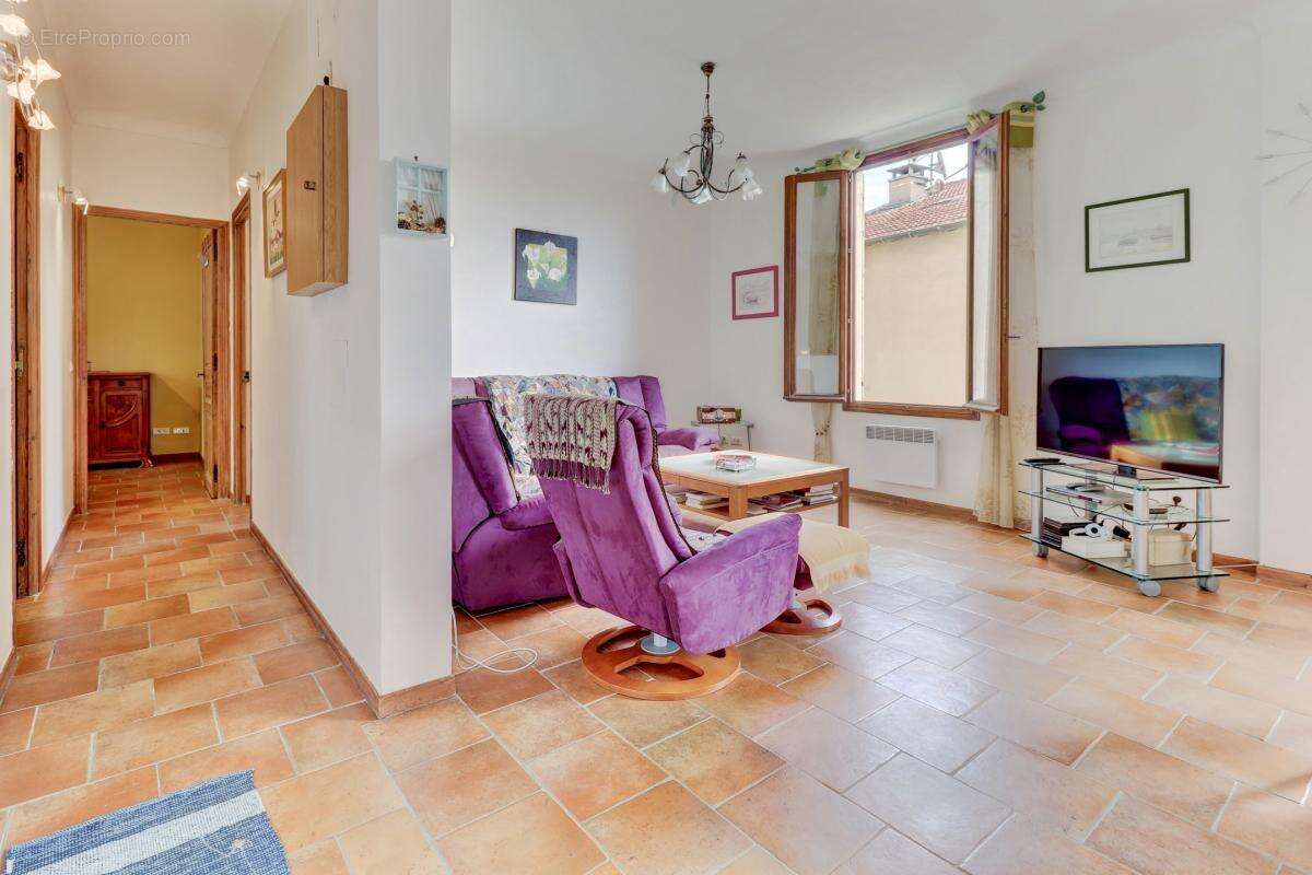 Appartement à BEAUSOLEIL