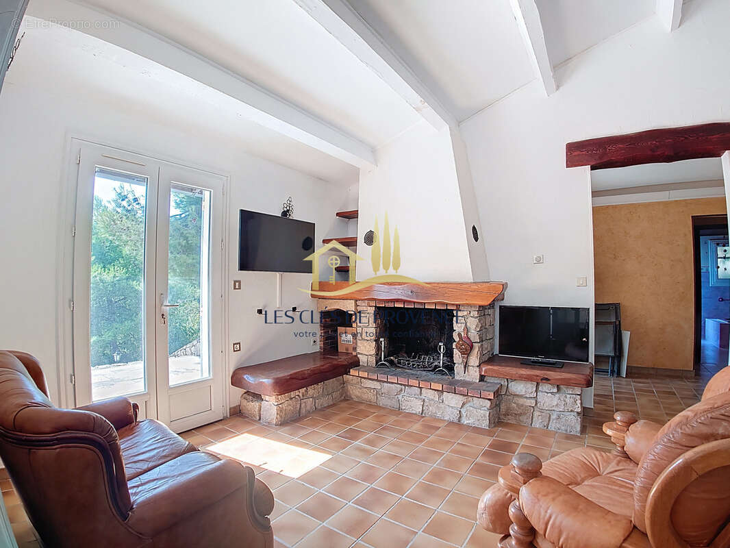 Maison à ROGNAC