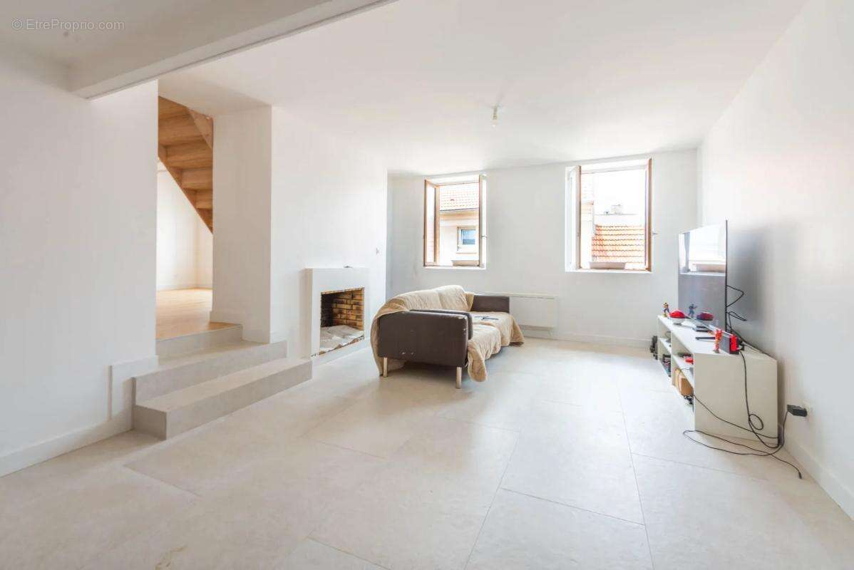 Herblay- hypercentre- duplex 117 m² refait a neuf - photo 2