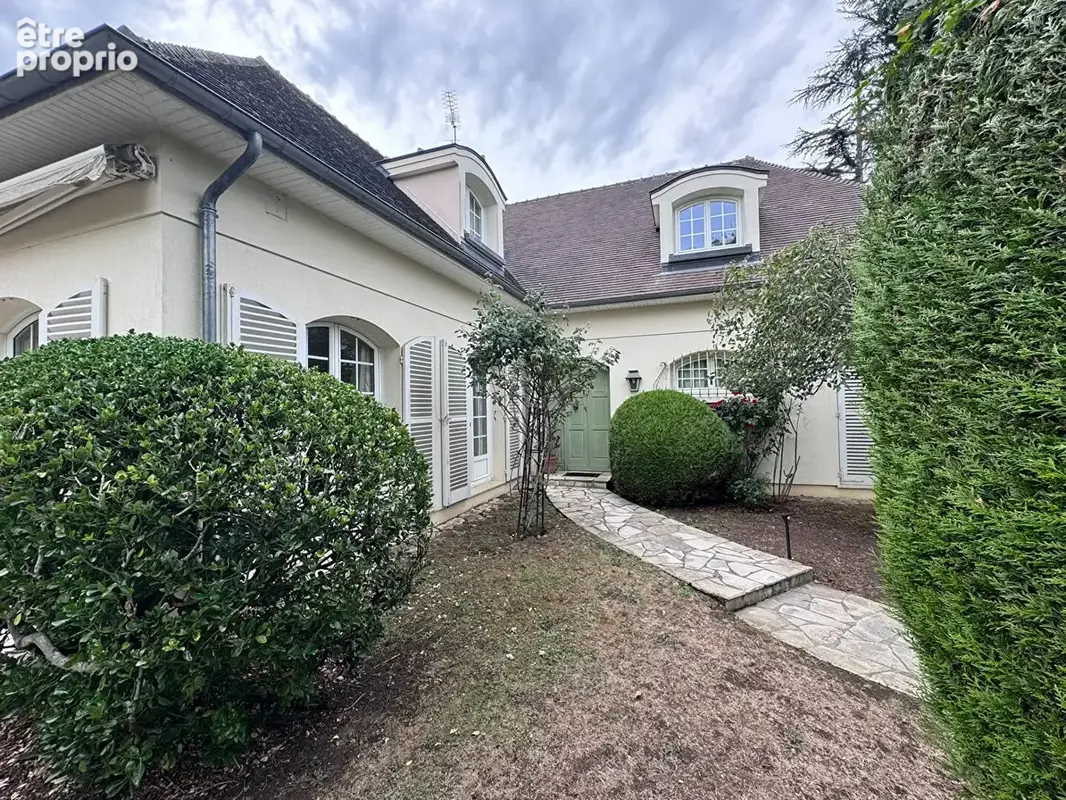Maison Louveciennes 7 pièce(s) 250 m2 - photo 2