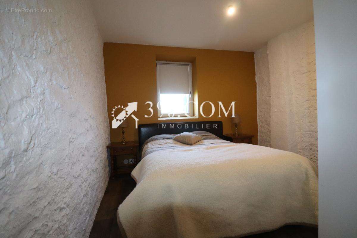 Propriété 256 m2 constituée d'une habitation principale et d - photo 9