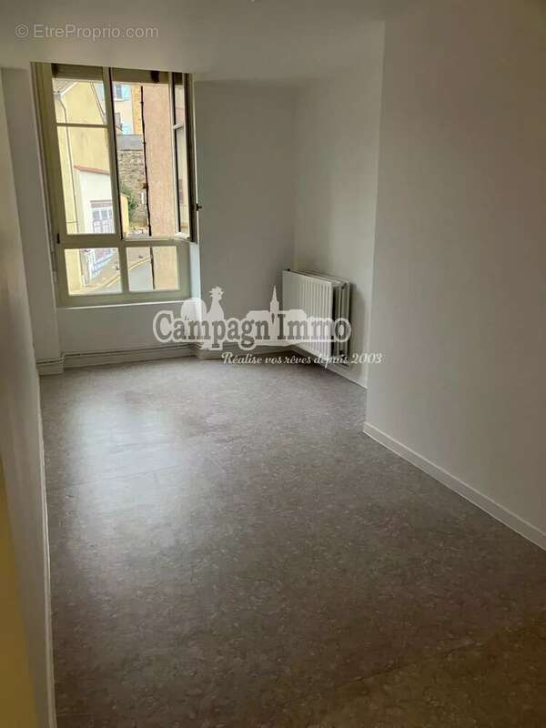 T4 de 97m² près de vindry sur turdine. - photo 6