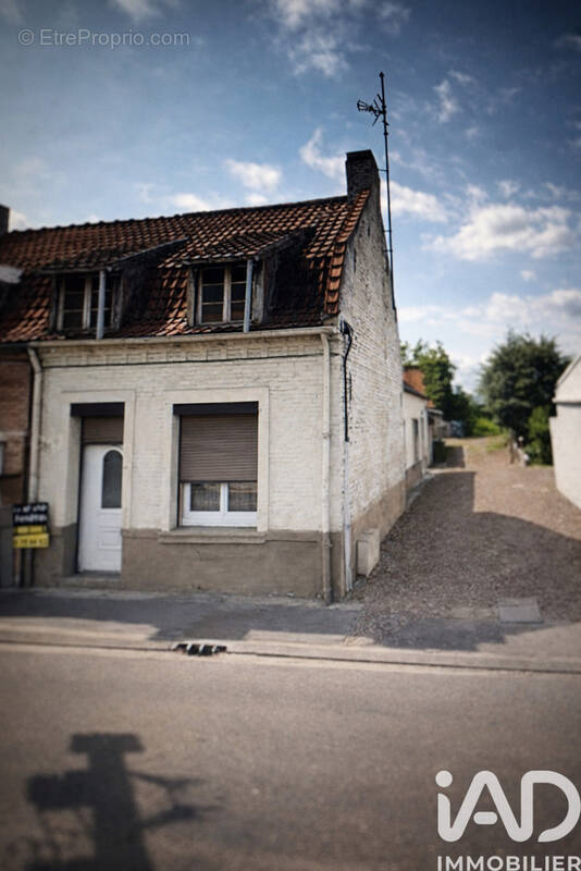 Photo 1 - Maison à ANNEZIN