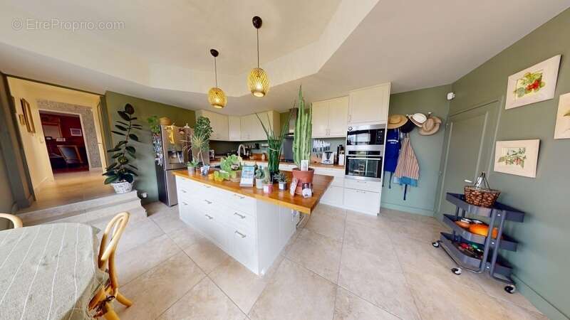 Maison à SAINT-CYR-SUR-LOIRE