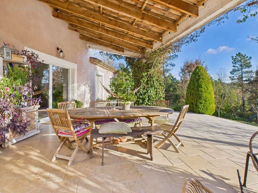 Maison à SAINT-PAUL-EN-FORET