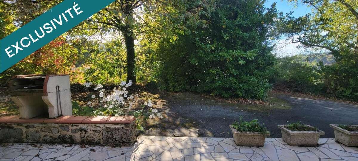 Photo 2 - Maison à PORT-SAINTE-MARIE