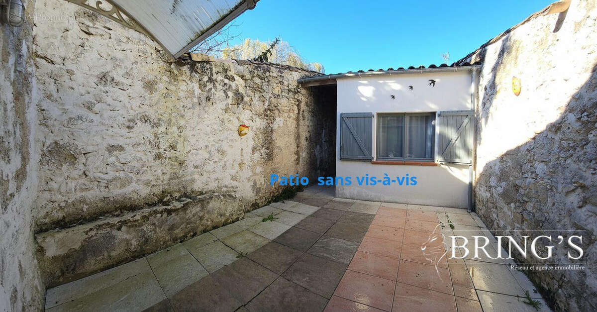 Maison à CASTELSAGRAT