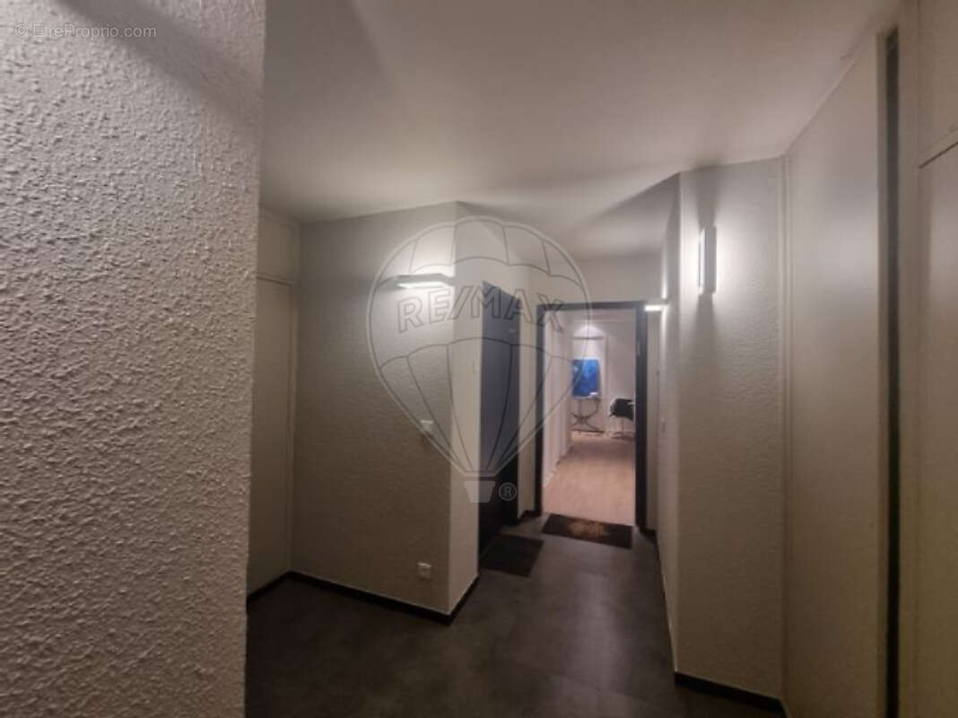 Appartement à LEVALLOIS-PERRET