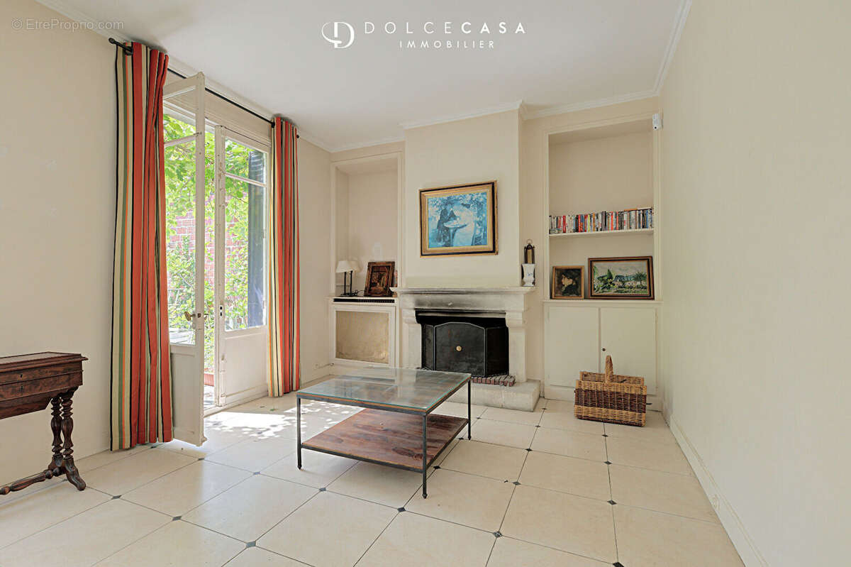 Maison à VINCENNES