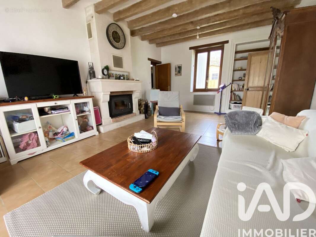 Maison 124 m² à Loche-Sur-Indrois  - photo 5