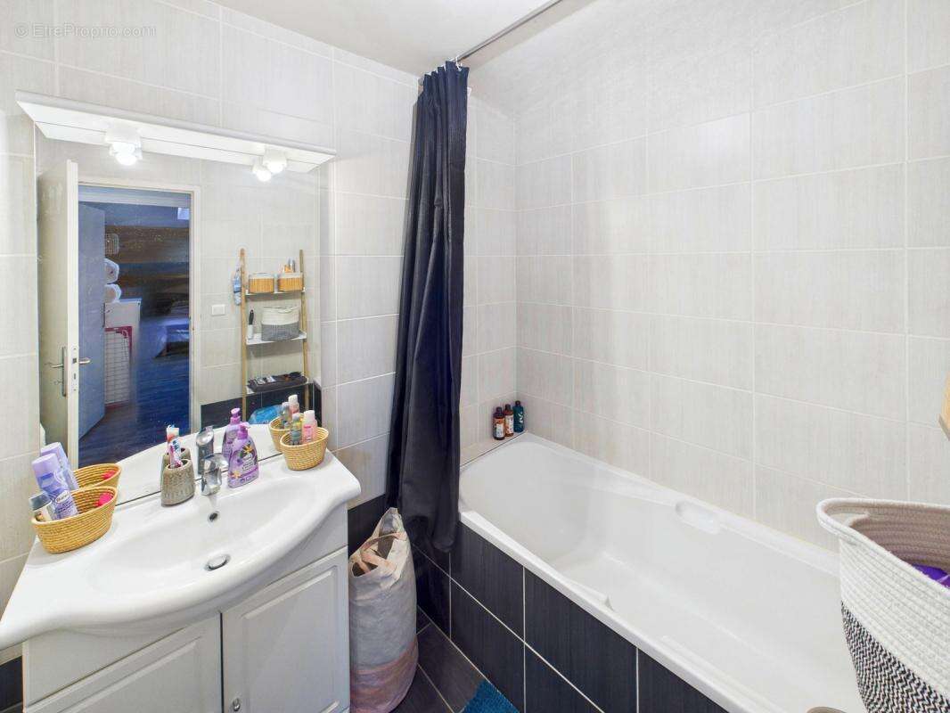 Appartement à SAULNY