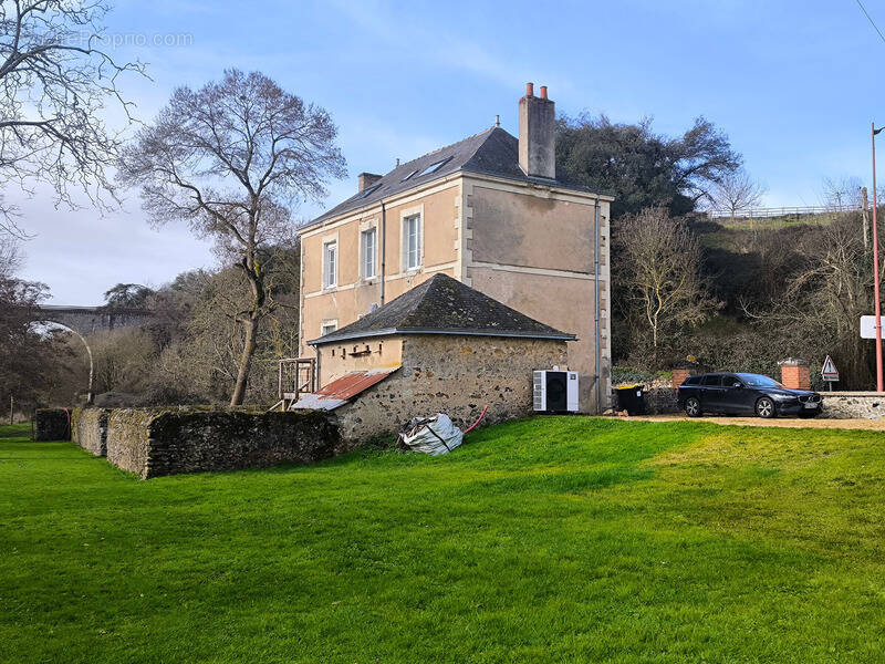 Maison à JUIGNE-SUR-SARTHE