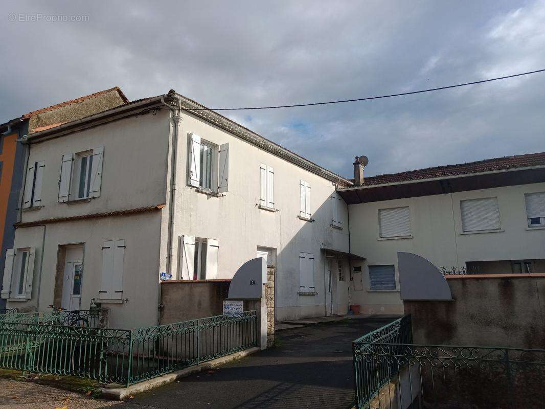 Appartement à VIC-EN-BIGORRE