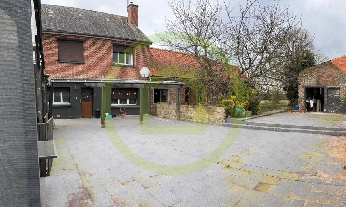 Maison à VILLERS-OUTREAUX