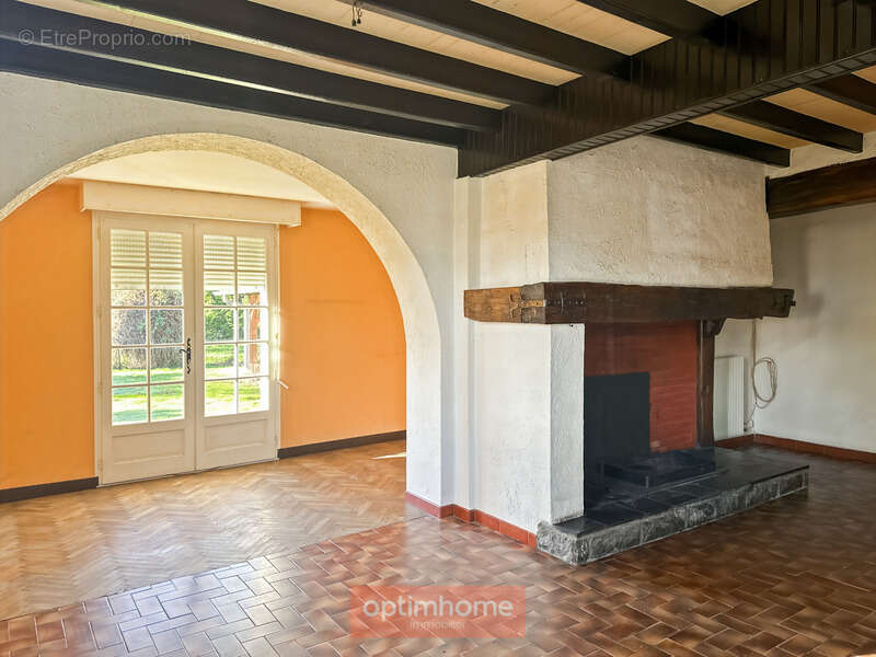 Maison à CAZAUBON