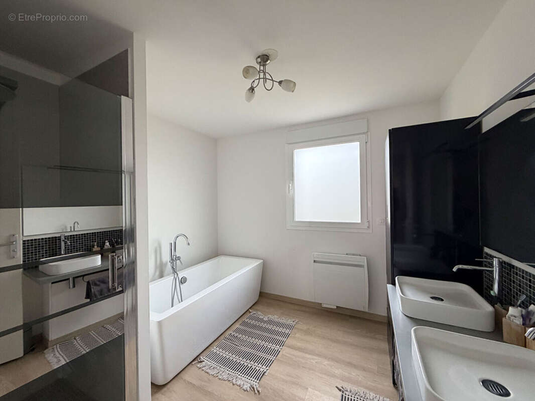 Maison à LYS-LEZ-LANNOY