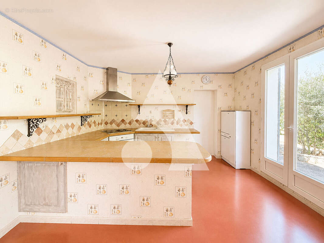 Maison Venelles 4 pièce(s) 121.31 m2 - photo 5