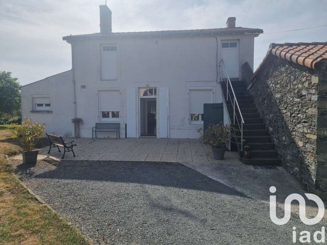 Photo 2 - Maison à CHAUCHE
