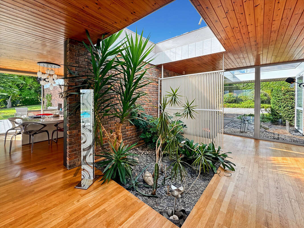 Maison à TOURVILLE-LA-RIVIERE