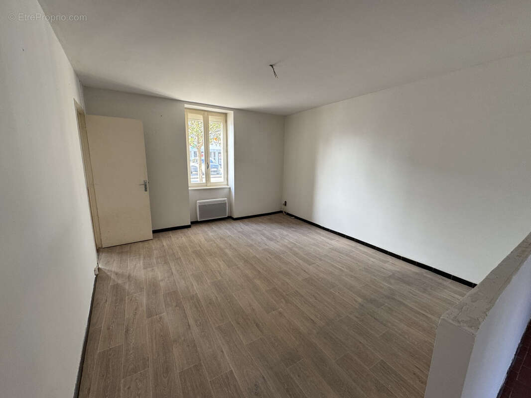 Maison à SAINT-JUERY