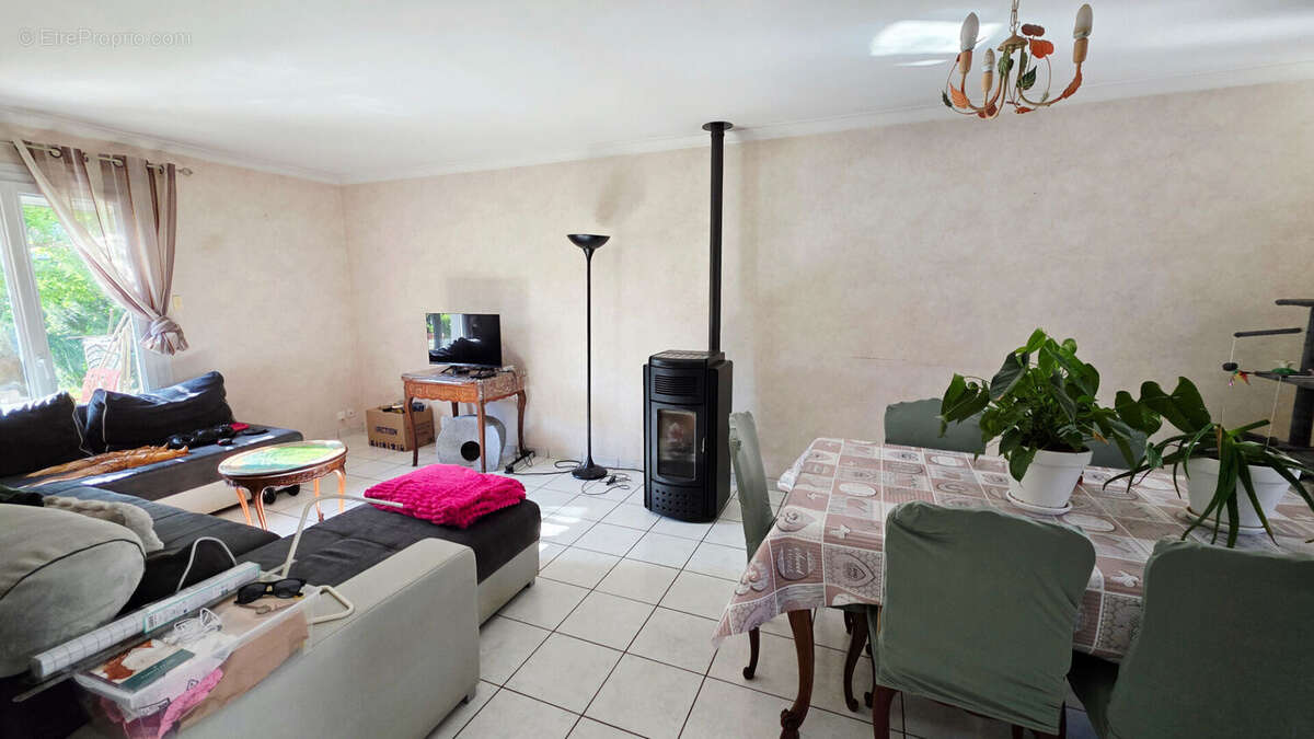 Maison à BELLIGNAT