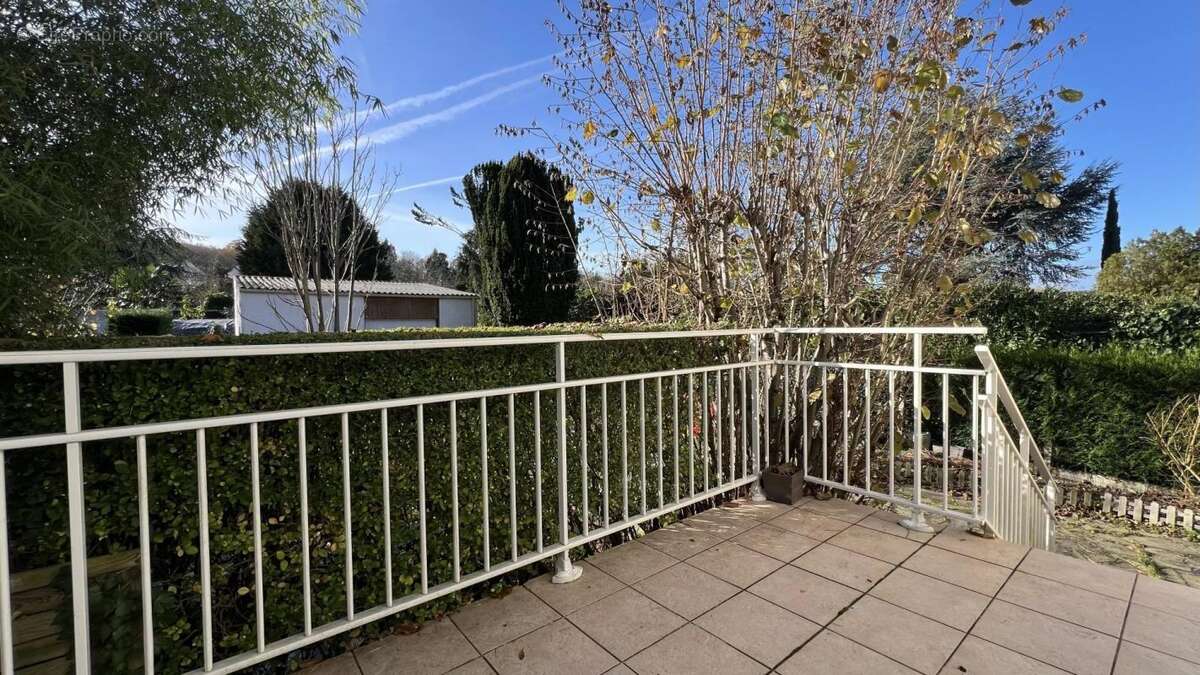 Maison à LES CLAYES-SOUS-BOIS