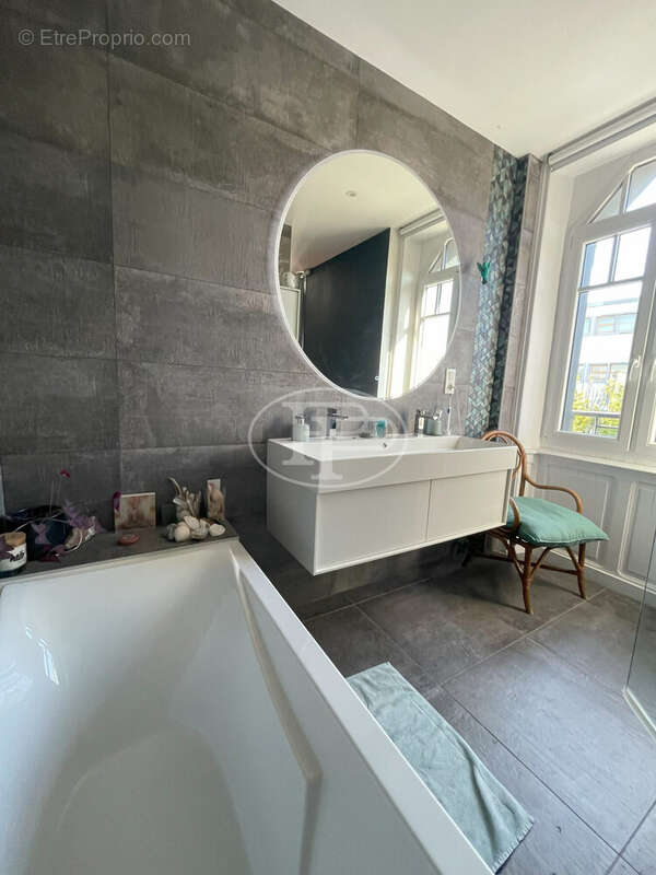 Salle de Bain 1er étage - Maison à LORIENT