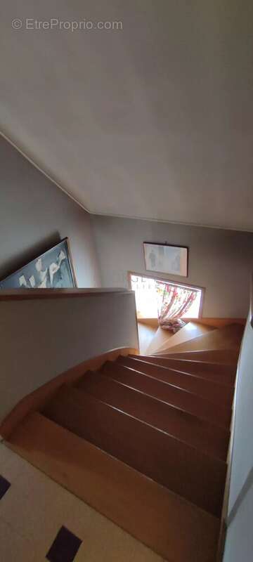 Maison individuelle 8 pièces, 5 chambres sur un terrain arboré de 933 m² - photo 21