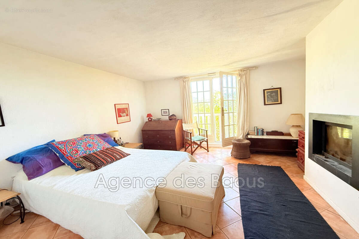 Maison à SAINT-JEANNET