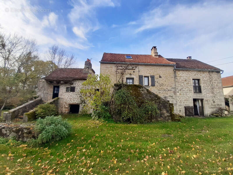 Maison à LARAMIERE