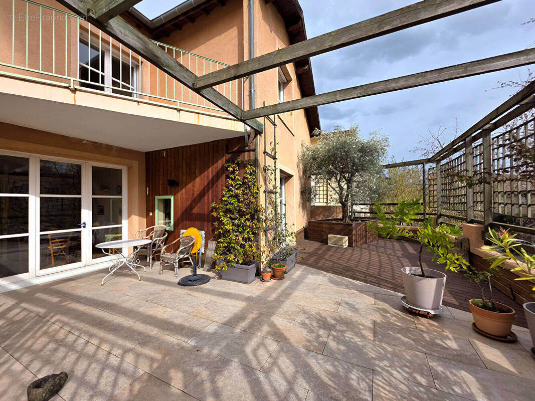 Maison à ROMANS-SUR-ISERE