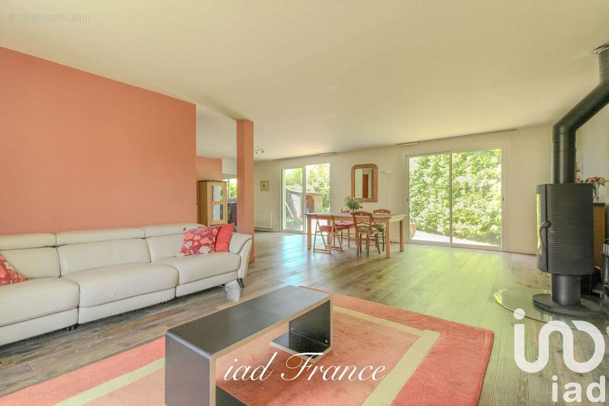 Photo 2 - Maison à VERNEUIL-SUR-SEINE