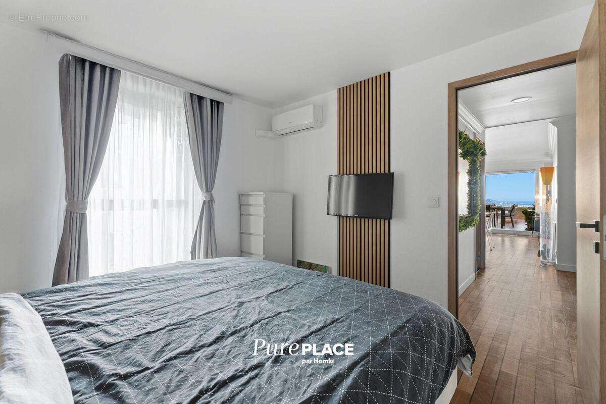 Appartement à MANDELIEU-LA-NAPOULE