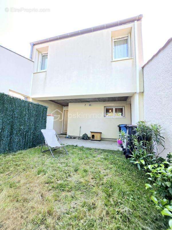 Maison à SAINT-ORENS-DE-GAMEVILLE