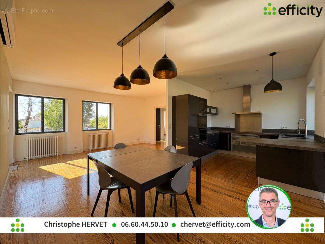 Maison à RUELLE-SUR-TOUVRE